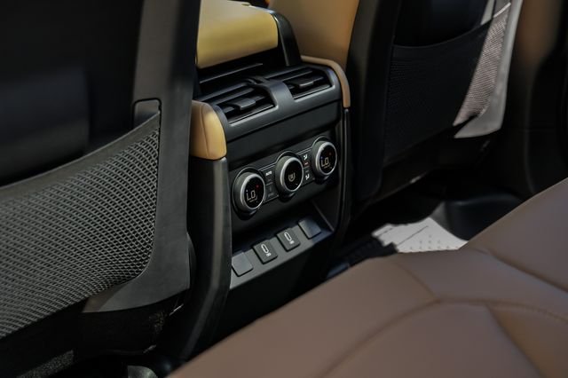 New 2026 Fuji White Land Rover S image 48