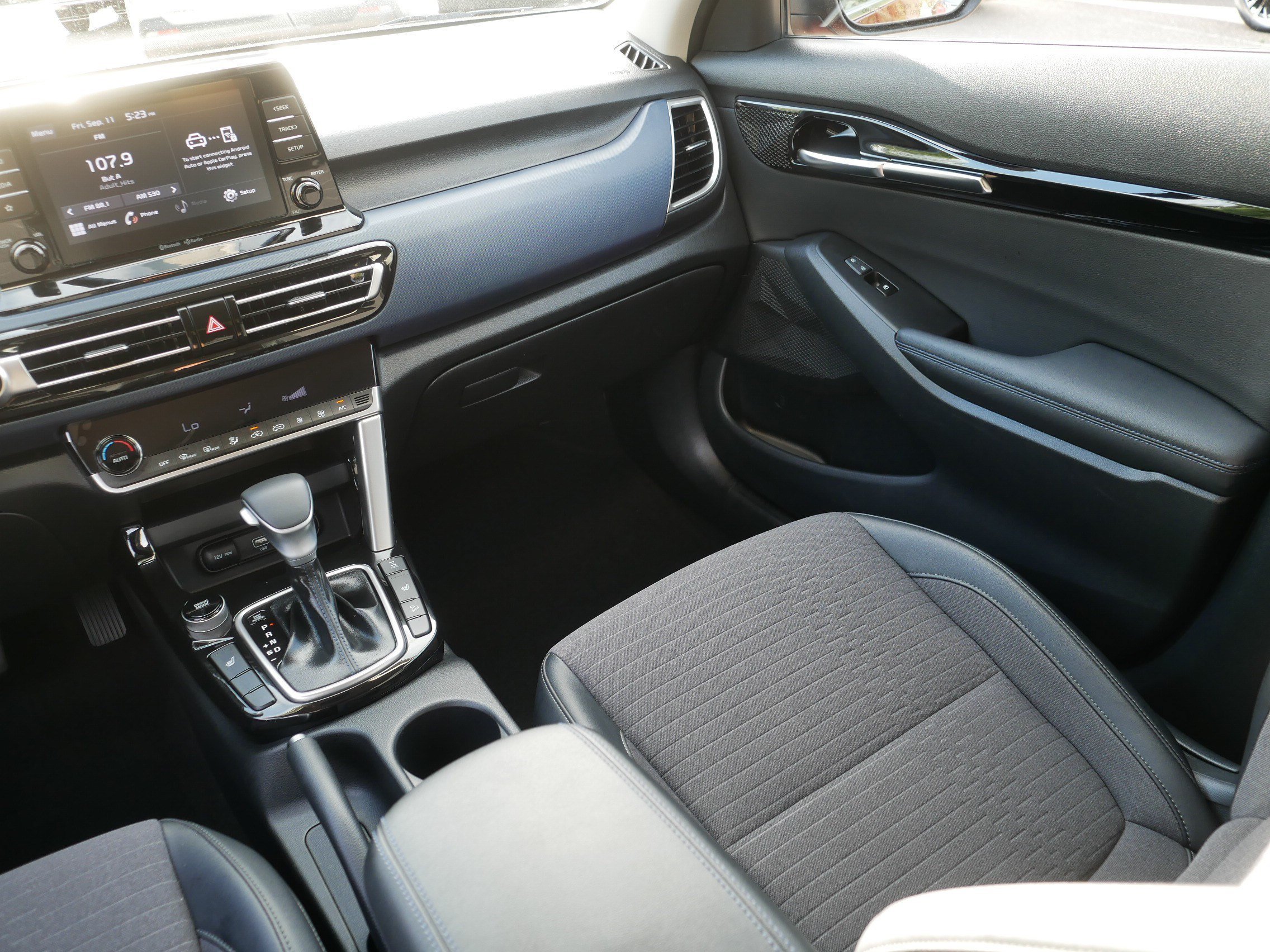 Certified Used 2023 Mars Orange Kia S image 11
