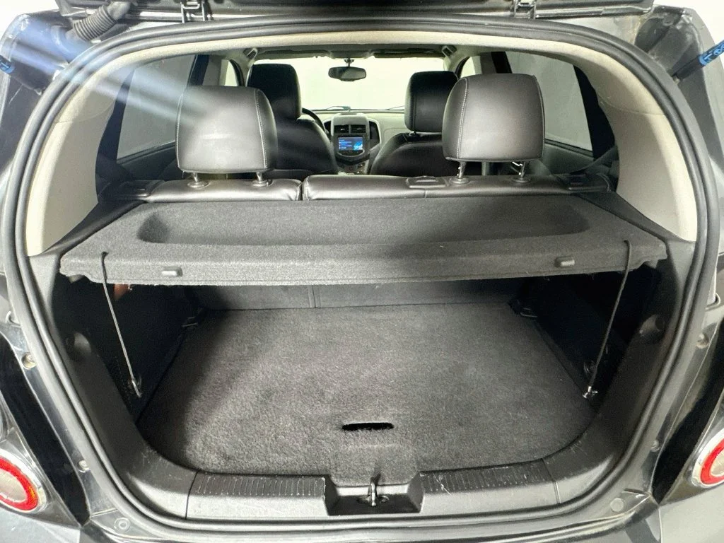 Used 2015 Gray Chevrolet LTZ image 29