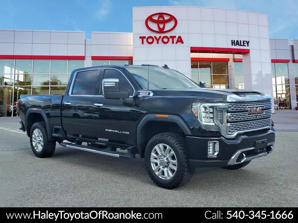 2023 GMC Sierra 4WD Crew Cab Standard Box Denali's photo