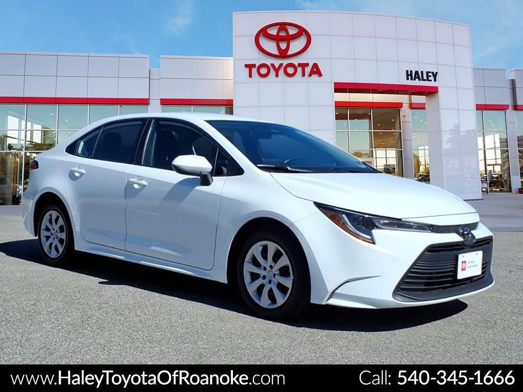 2025 Toyota Corolla LE