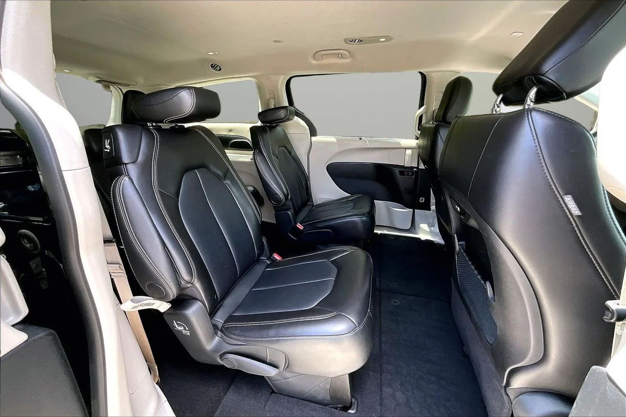Certified Used 2024 Black Chrysler Touring L image 23