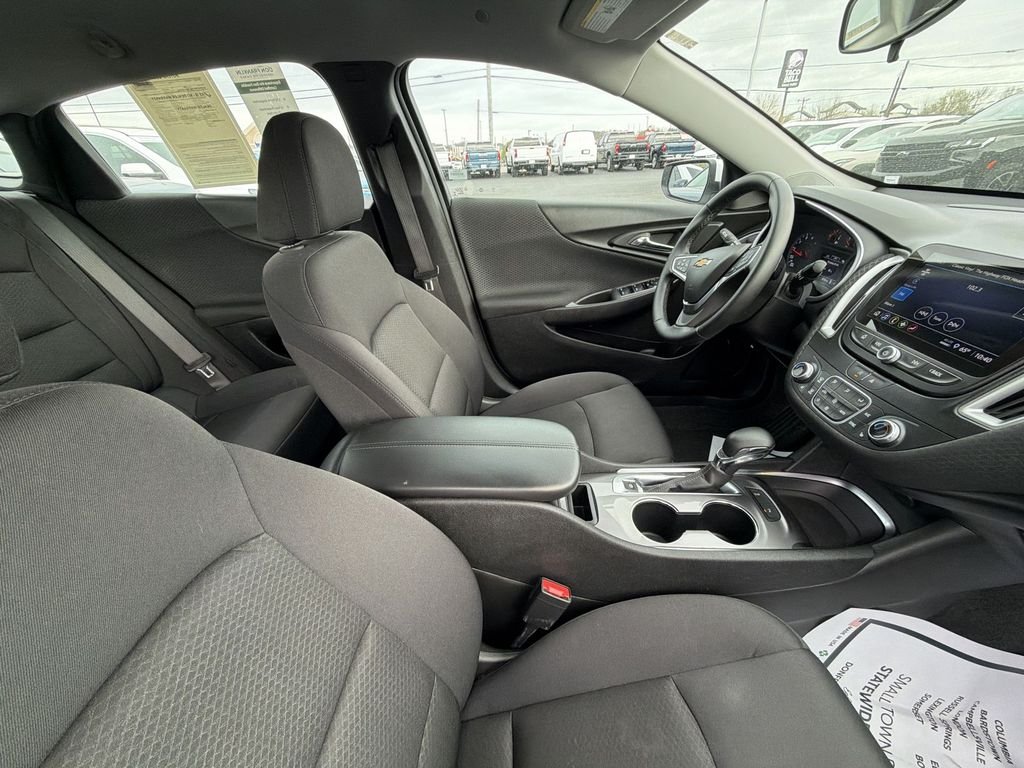 Used 2024 White Chevrolet LT image 11