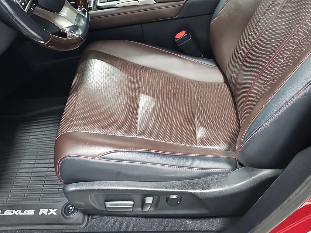 Used 2016 Red Lexus 350 image 31