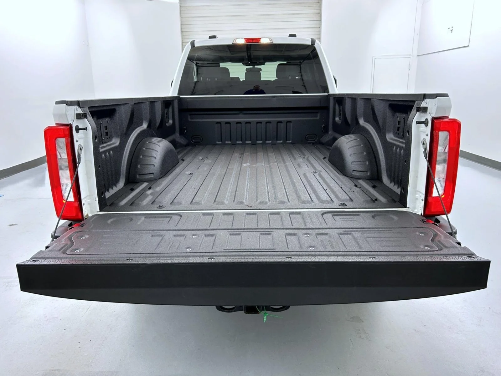 Used 2025 White Ford XLT image 22