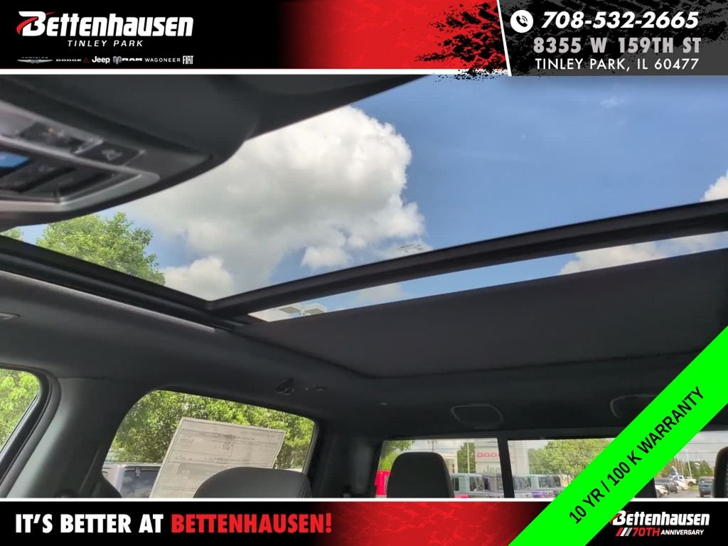 New 2026 Bright White Clear-Coat Exterior Paint RAM Big Horn image 27