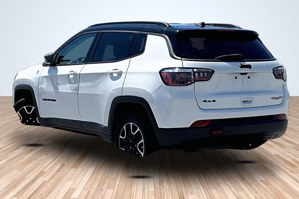 Used 2020 White Jeep Trailhawk image 10