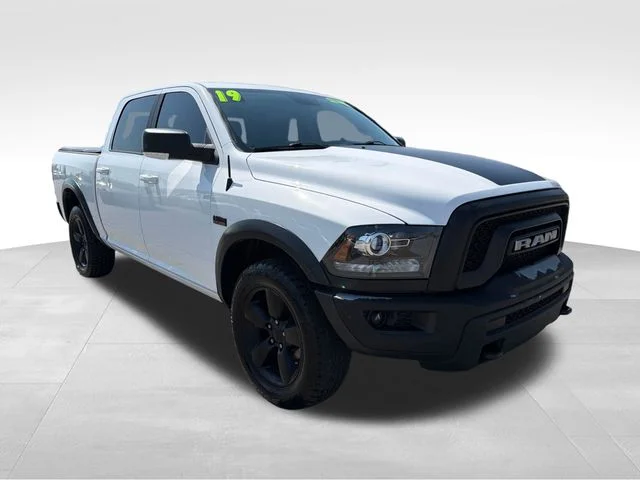 Used 2019 White Ram Warlock image 1