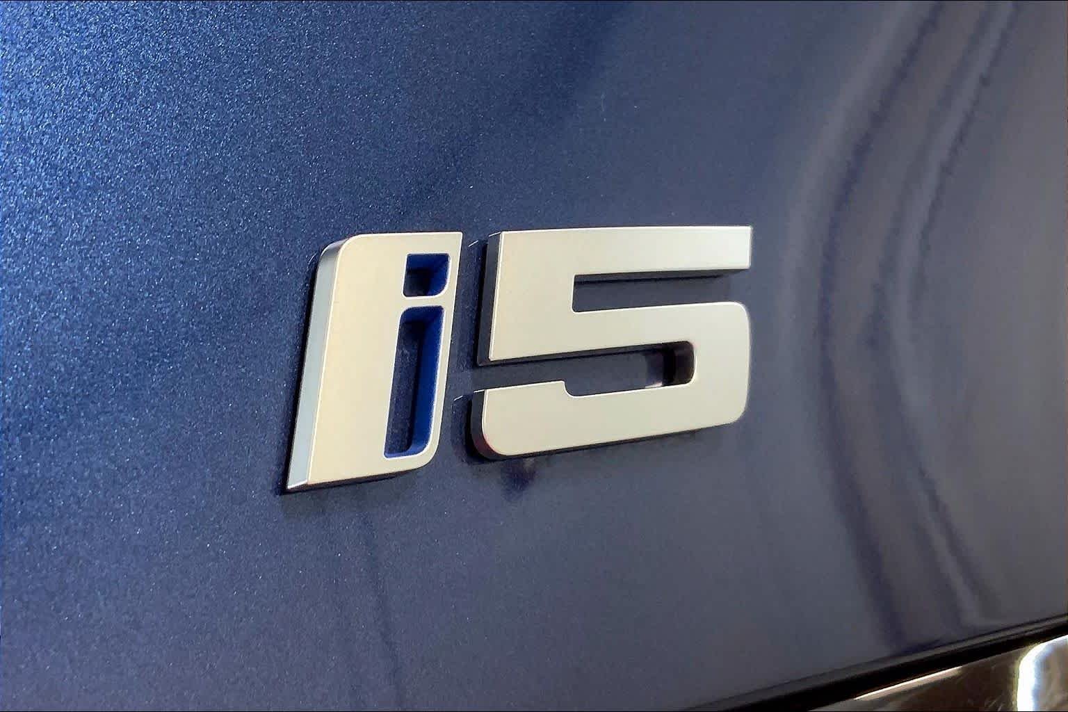 Used 2026 Phytonic Blue Metallic BMW M60 image 29