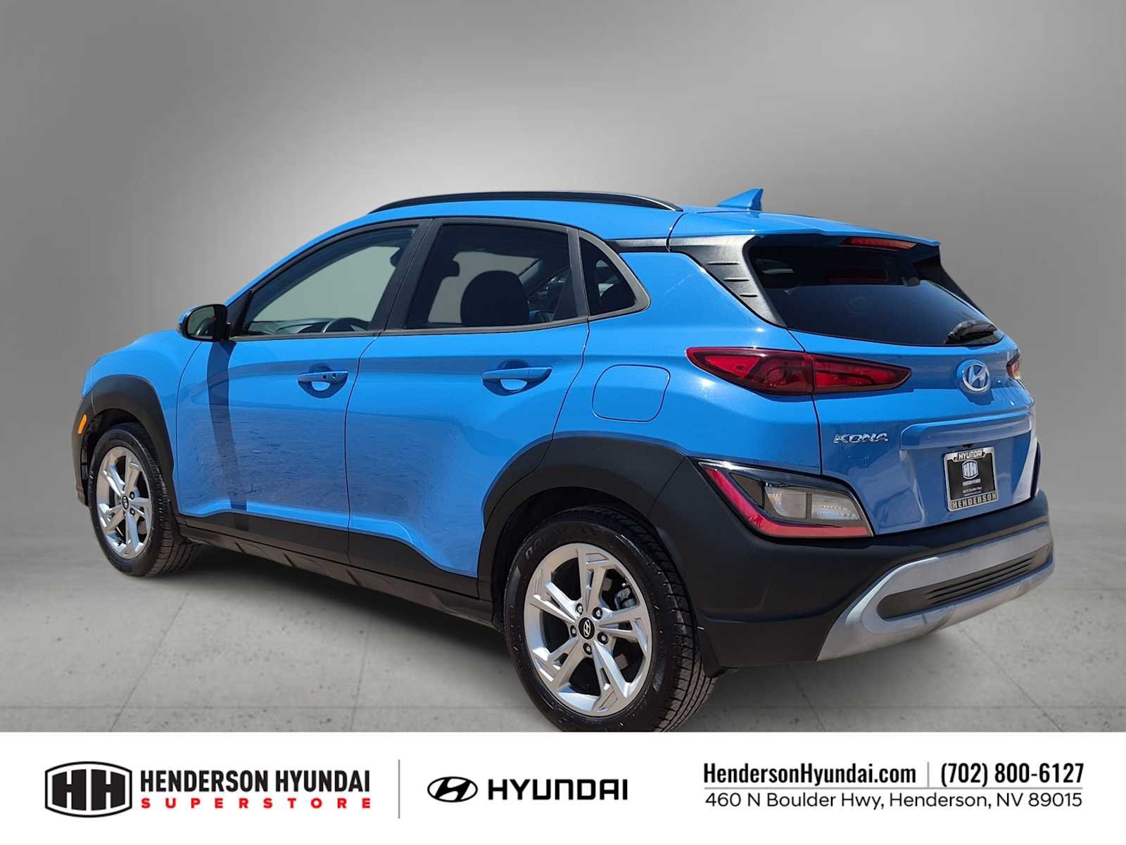 Certified Used 2022 Blue Wave Hyundai SEL image 6