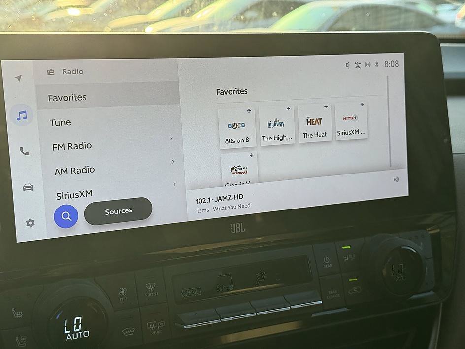 Used 2024 Cloud Toyota Hybrid MAX Platinum image 13