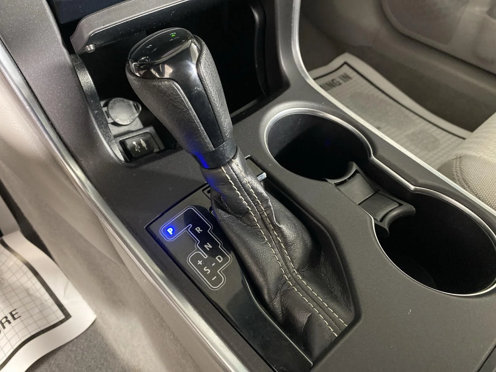 Used 2017 Predawn Gray Mica Toyota LE image 10