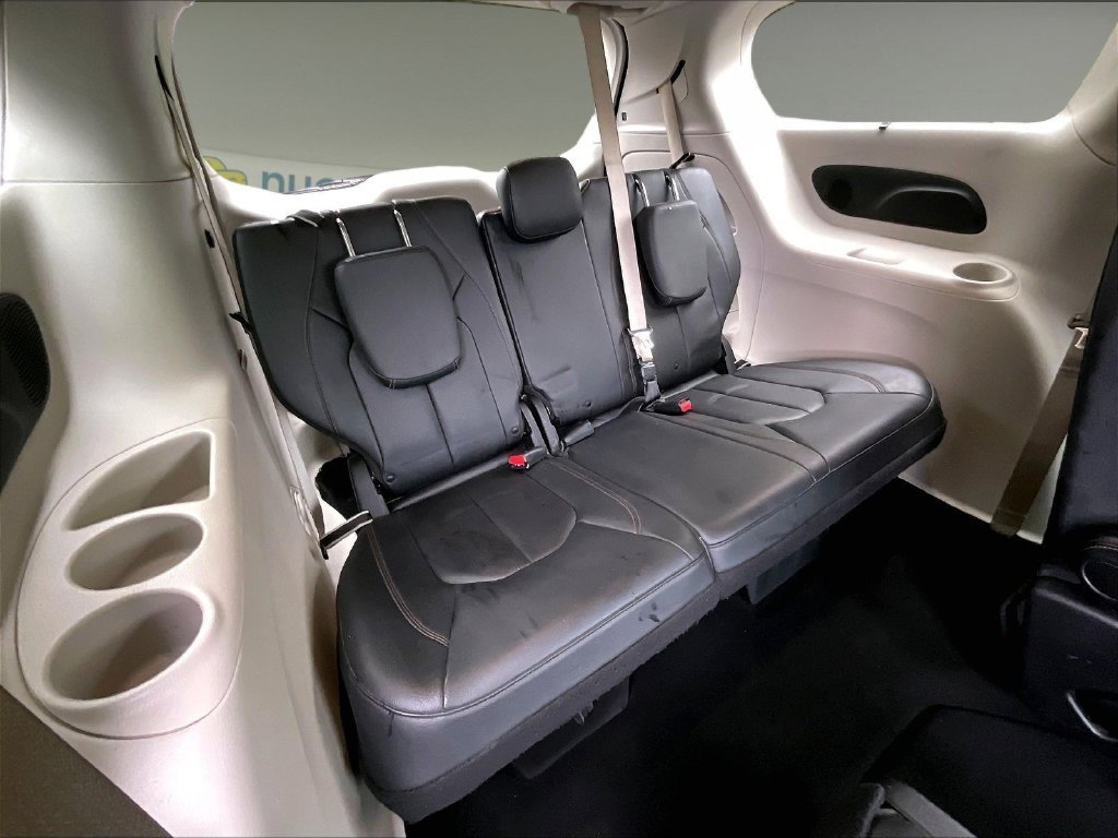 Used 2019 Black Chrysler Touring L Plus image 17