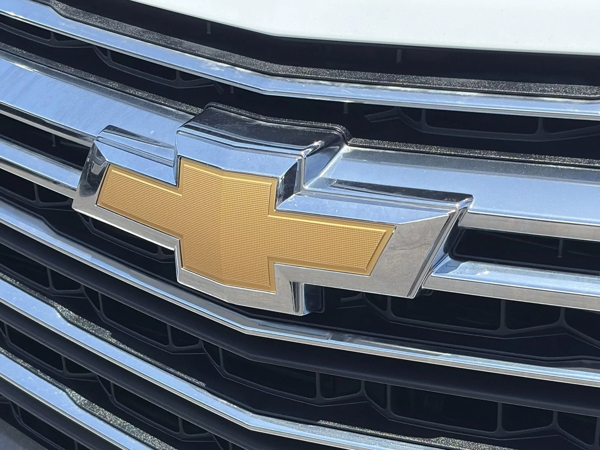 Used 2023 Summit White Chevrolet LT Cloth image 68