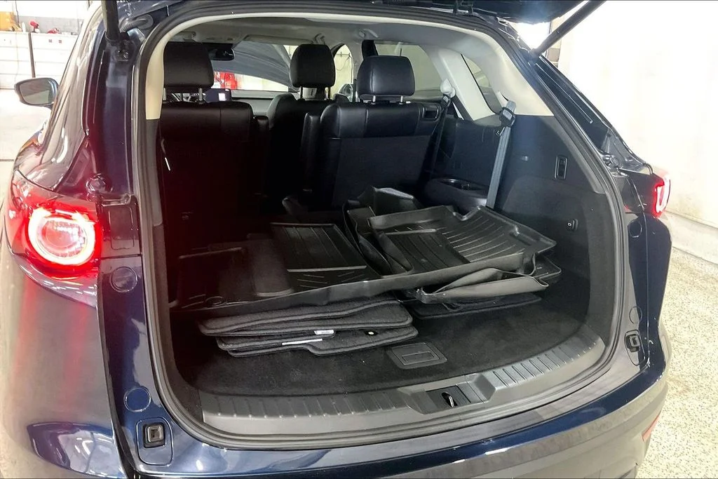 Used 2023 Blue Mazda Touring image 29