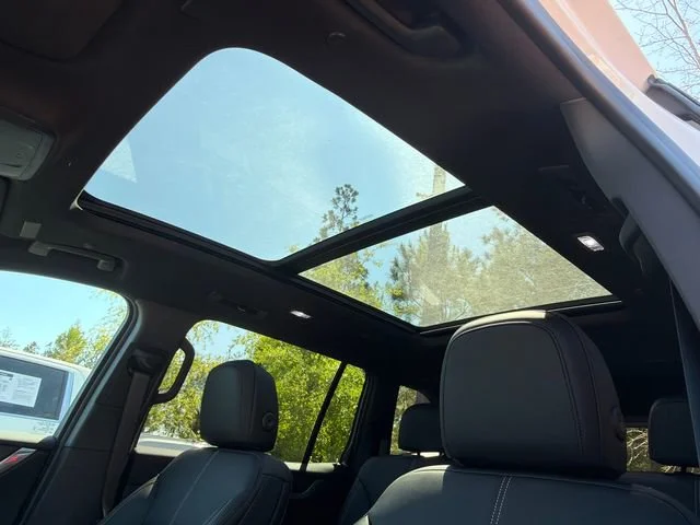 Used 2026 Summit White GMC Elevation image 32