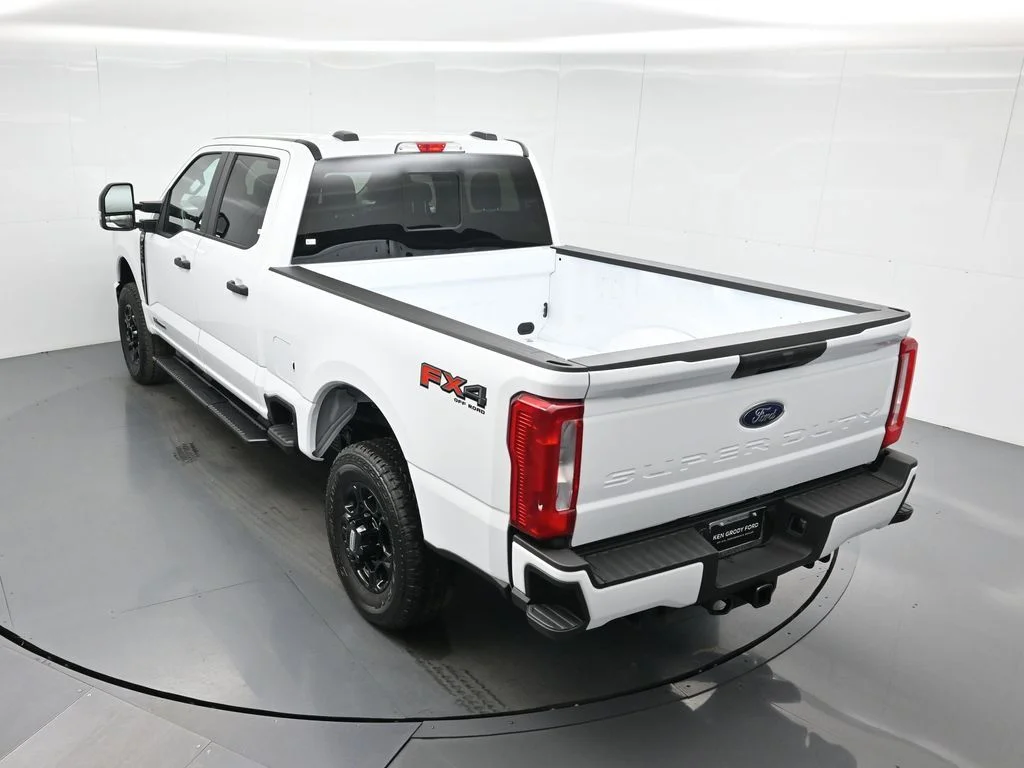 New 2026 White Ford XL image 39