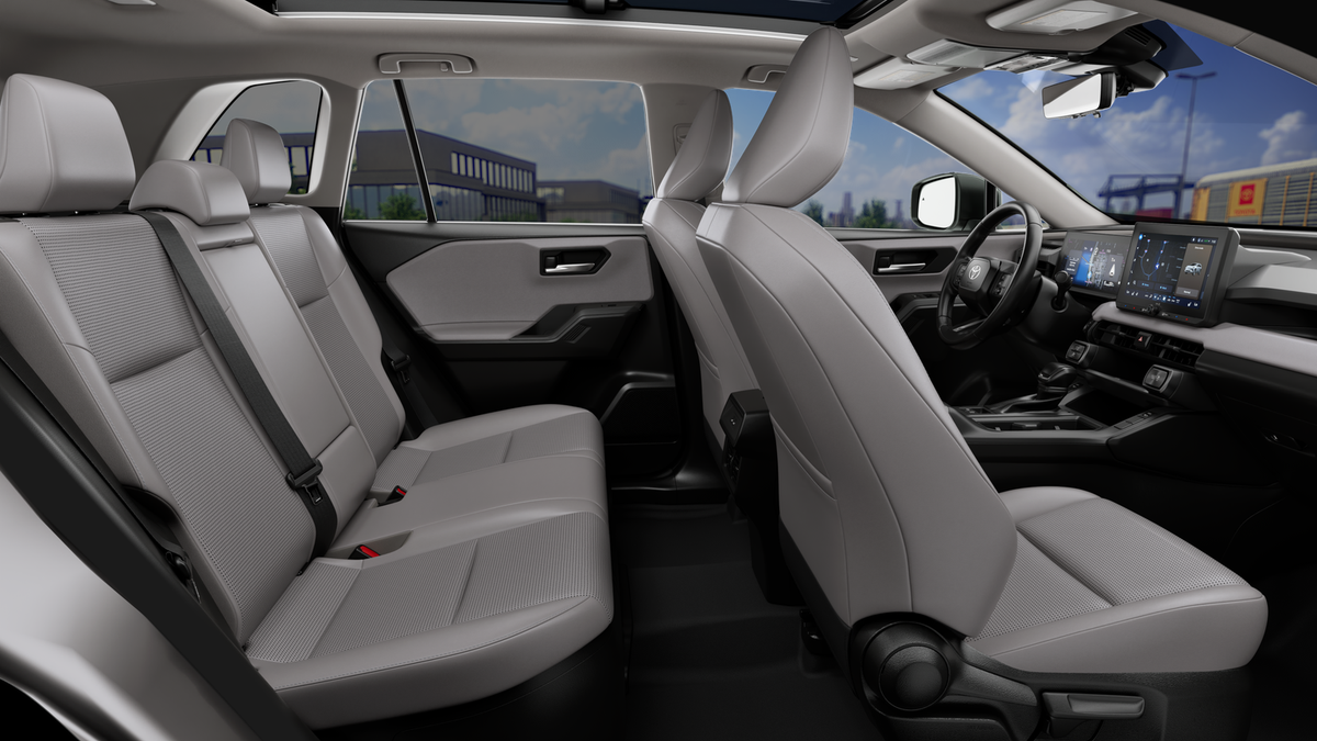 New 2026 Ice Cap Toyota XLE Premium image 43