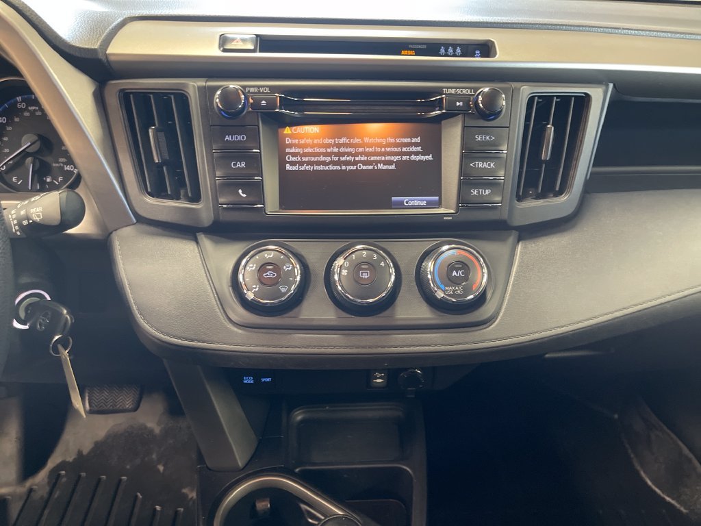 Used 2017 Red Toyota LE image 16