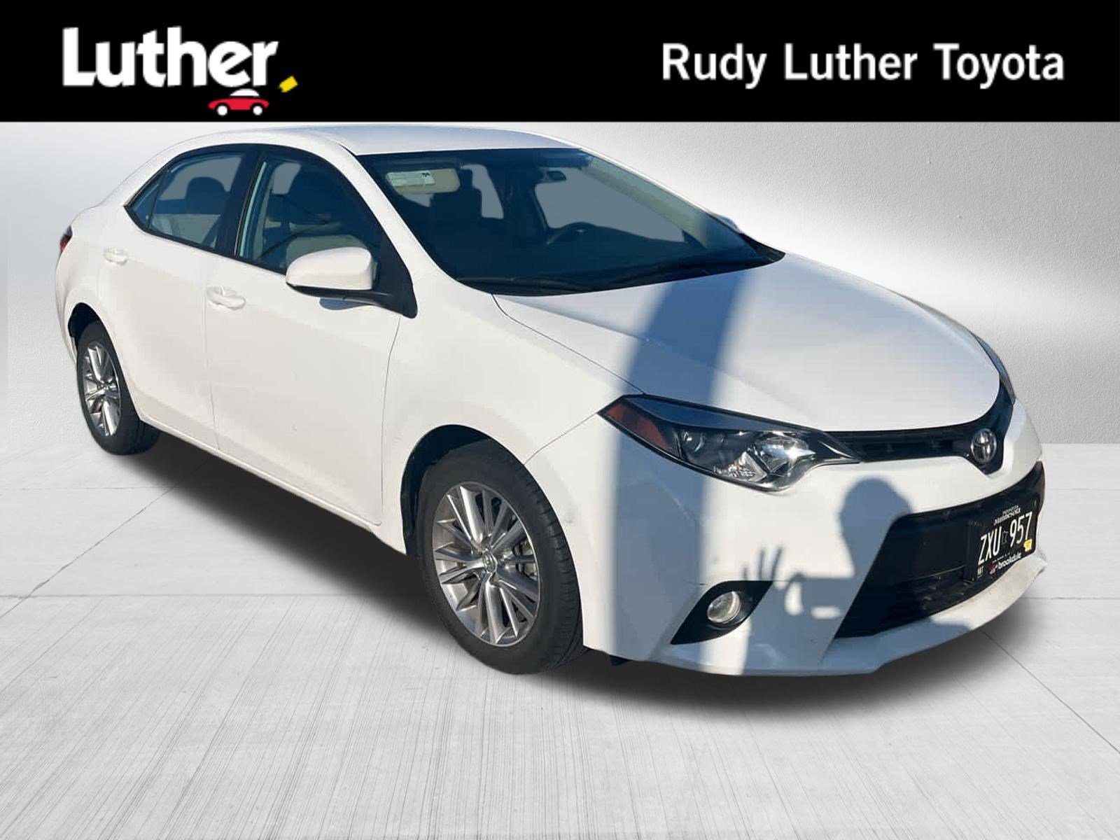 2015 Toyota Corolla LE Plus AT's photo