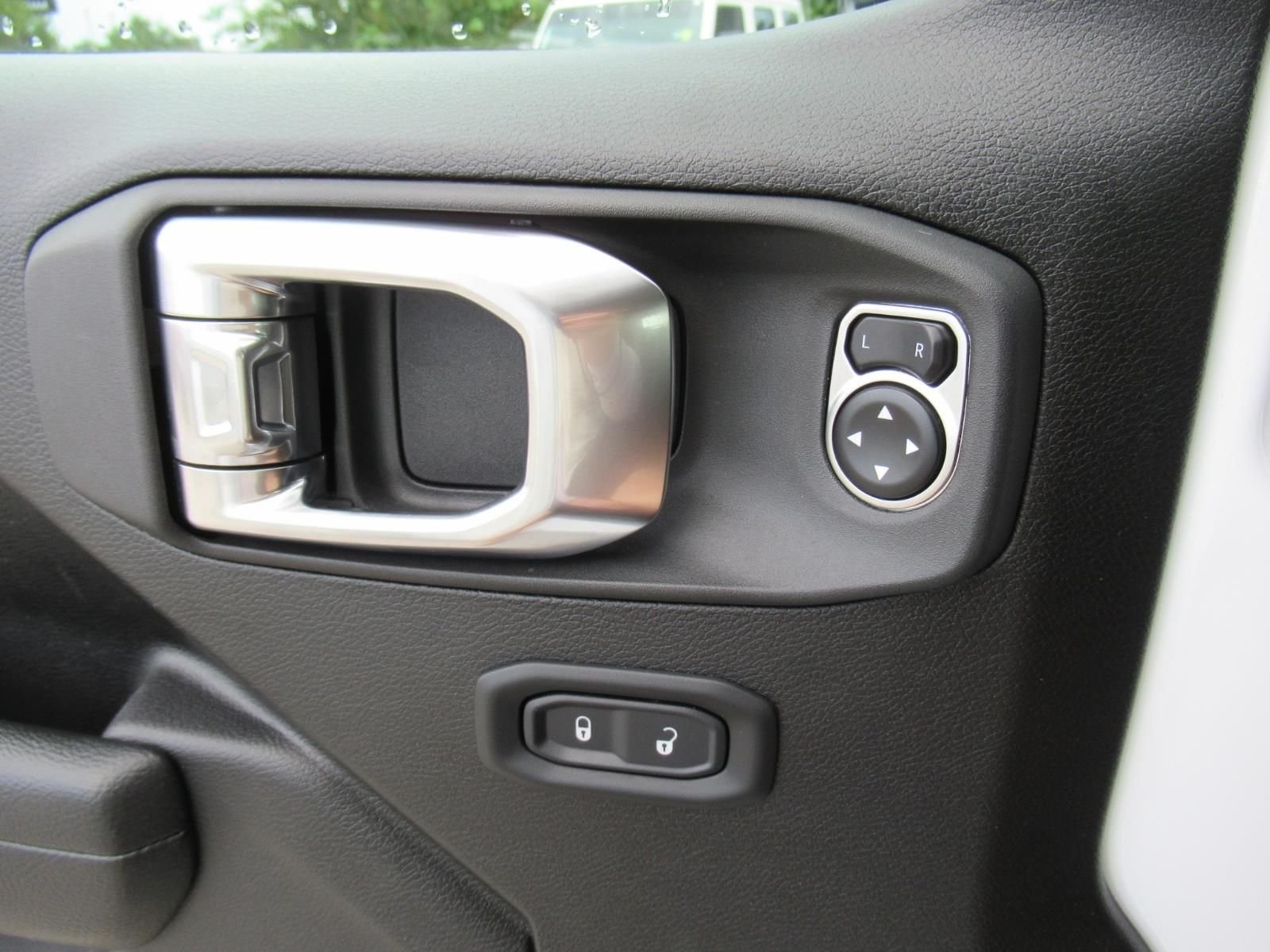 Used 2026 White Jeep Mojave image 23