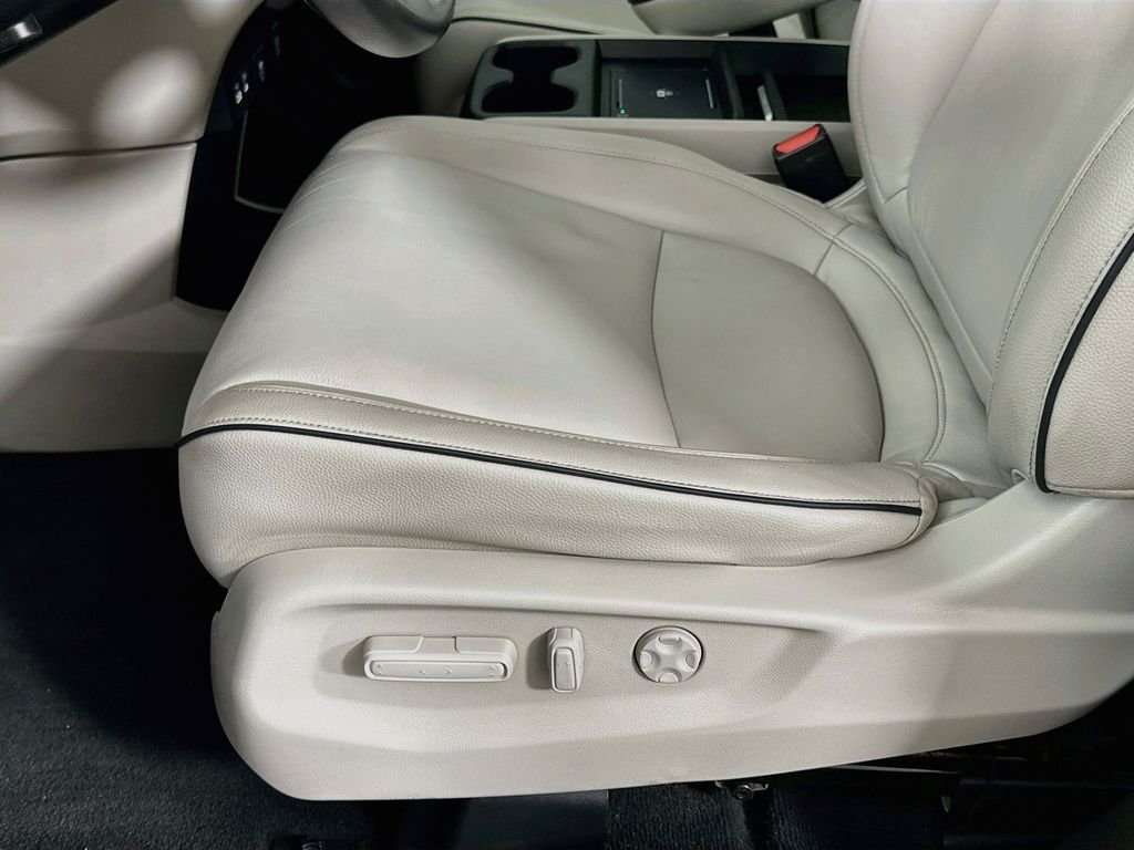 2025 Honda Odyssey Touring - Photo 19