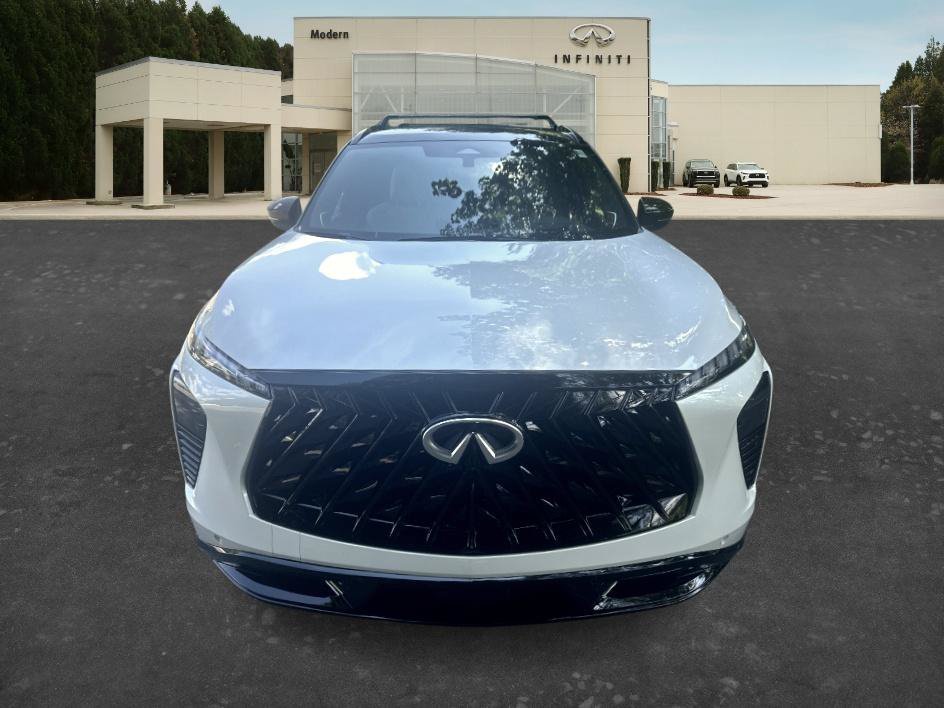 New 2027 Radiant White/Black Obsidian INFINITI SPORT image 2