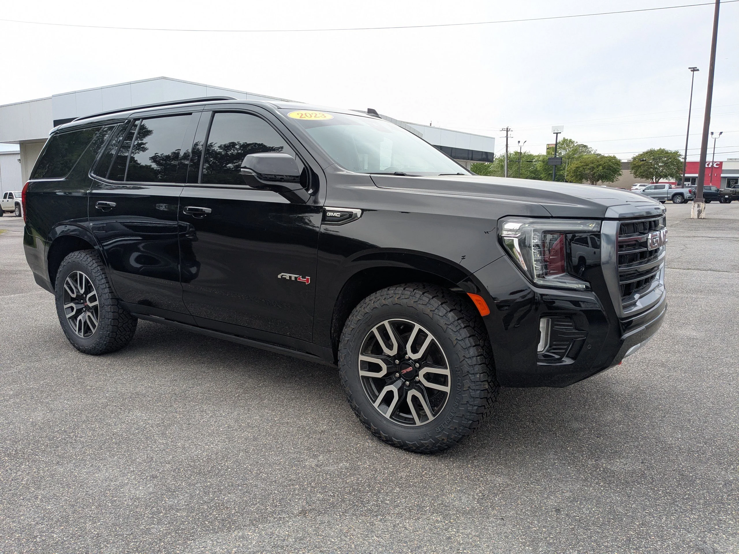 2023 GMC Yukon AT4