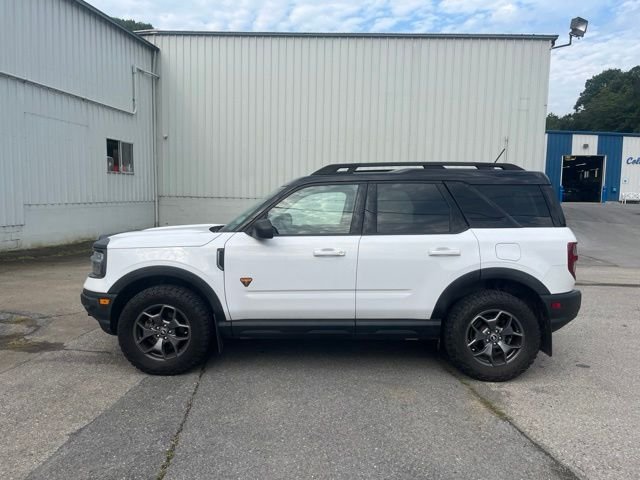 Used 2022 White Ford Badlands image 9