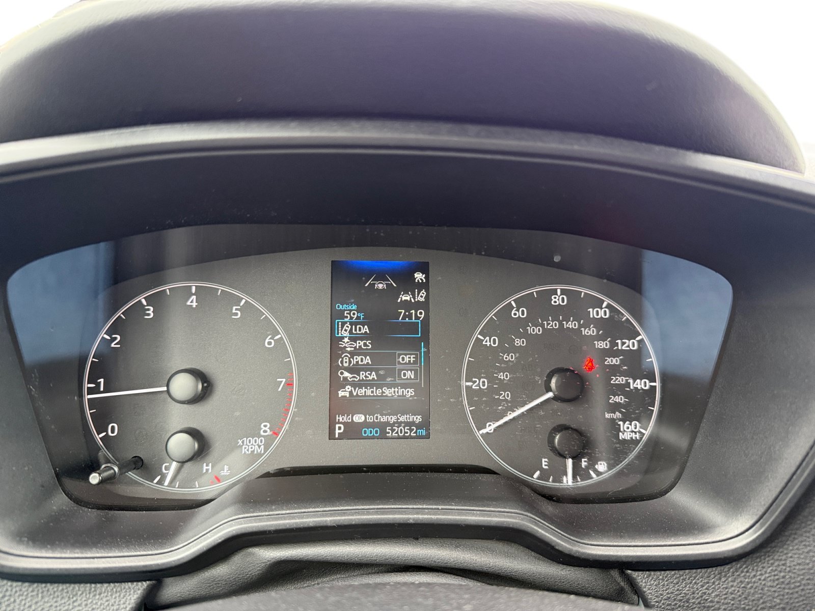 Used 2024 Ice Toyota LE image 11