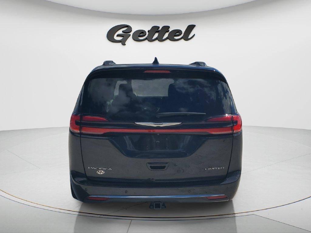 Used 2023 Black Chrysler Limited image 6