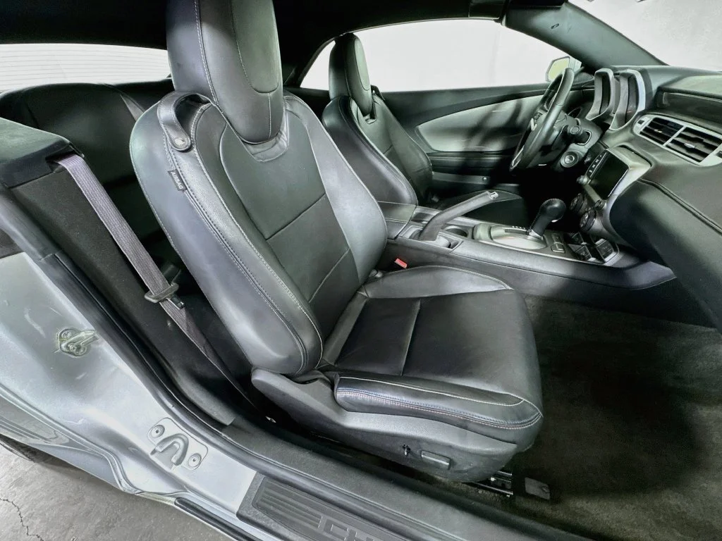 Used 2014 Silver Chevrolet 2LT image 35