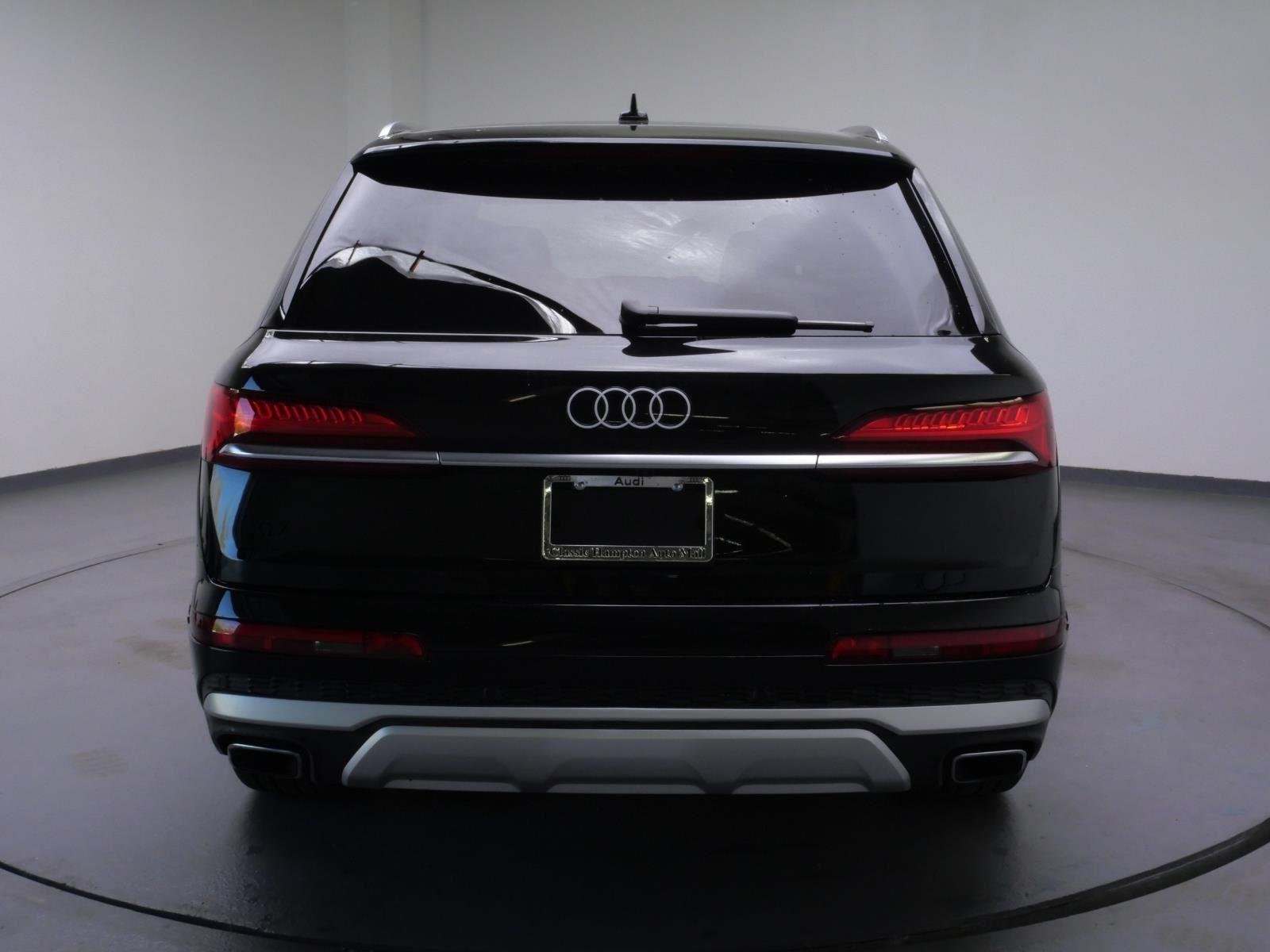 Used 2025 Mythos Black Metallic Audi Premium image 4