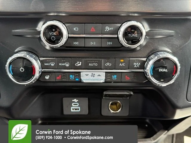 Certified Used 2025 Antimatter Blue Metallic Ford Lariat image 29