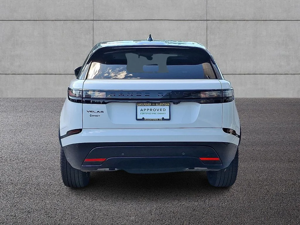 Certified Used 2026 Fuji White Land Rover Dynamic SE image 5