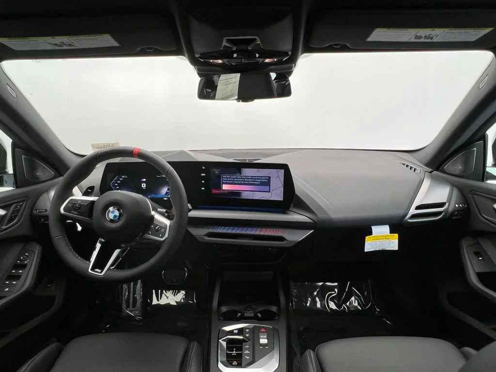 2025 BMW 2 Series M235 - Photo 11