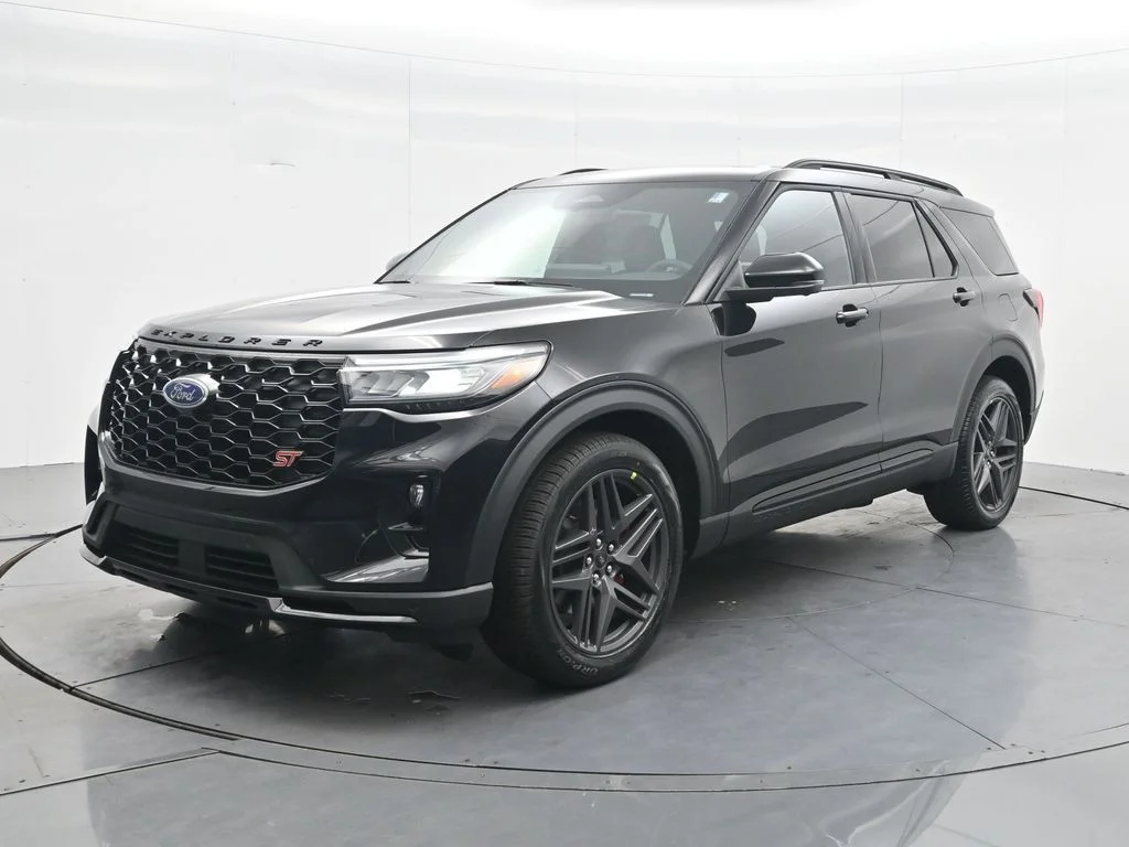 2026 Ford Explorer ST 4WD's photo