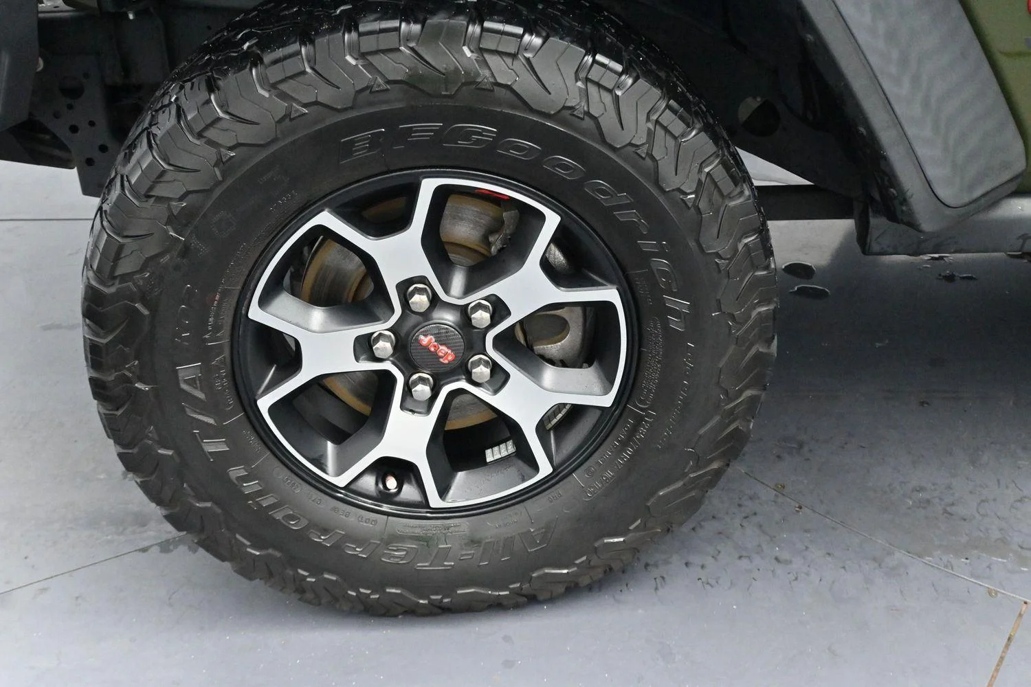 Used 2021 Sarge Green Clearcoat Jeep Unlimited Rubicon image 35