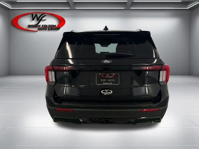 New 2027 Agate Black Metallic Ford ST-Line image 25