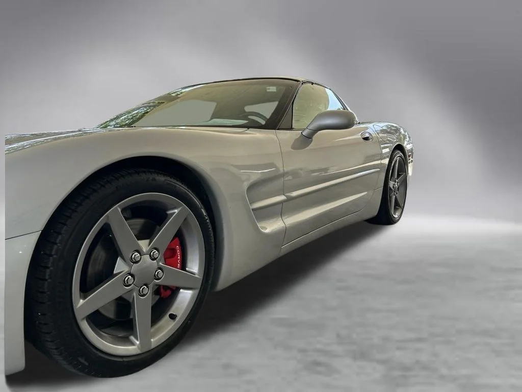Used 2000 Silver Chevrolet Base image 15