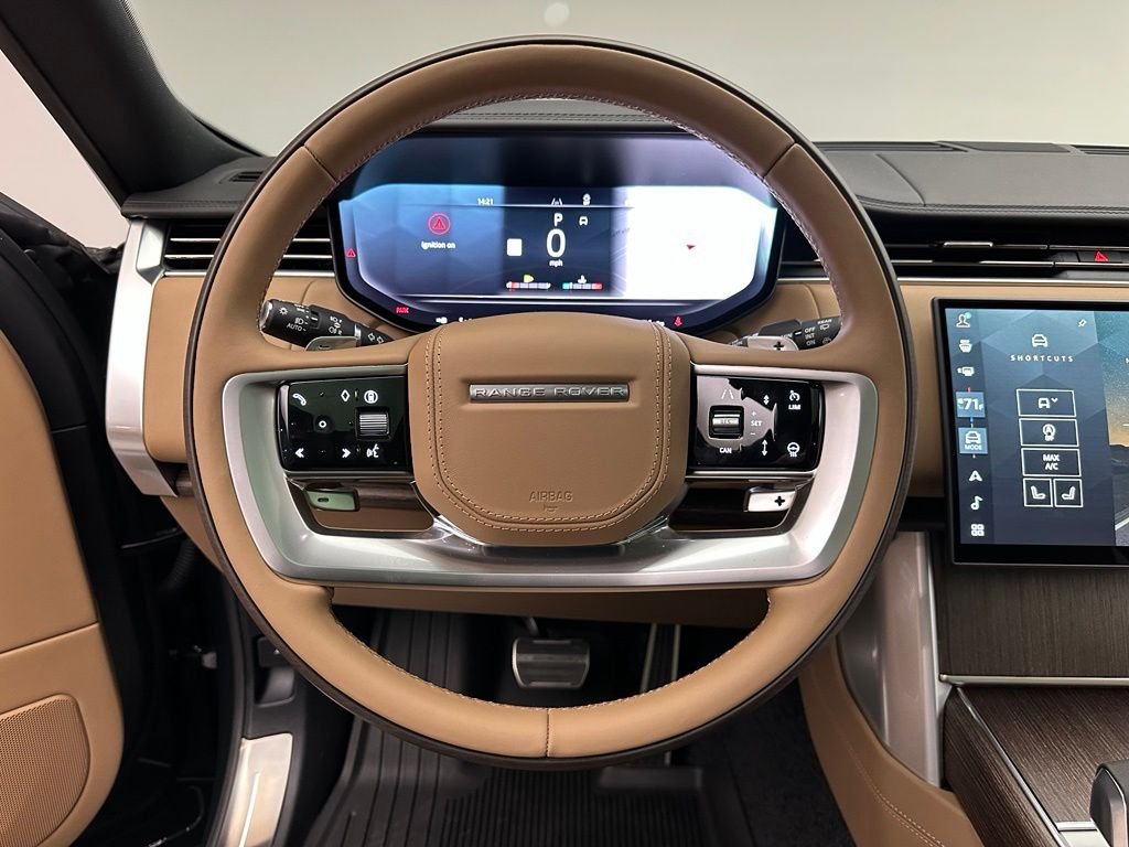 New 2026 Belgravia Green Metallic Land Rover SE image 14