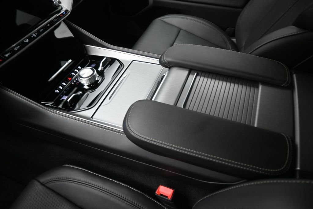 New 2026 Velvet Red Pearlcoat (DISC) Jeep Limited Reserve image 9