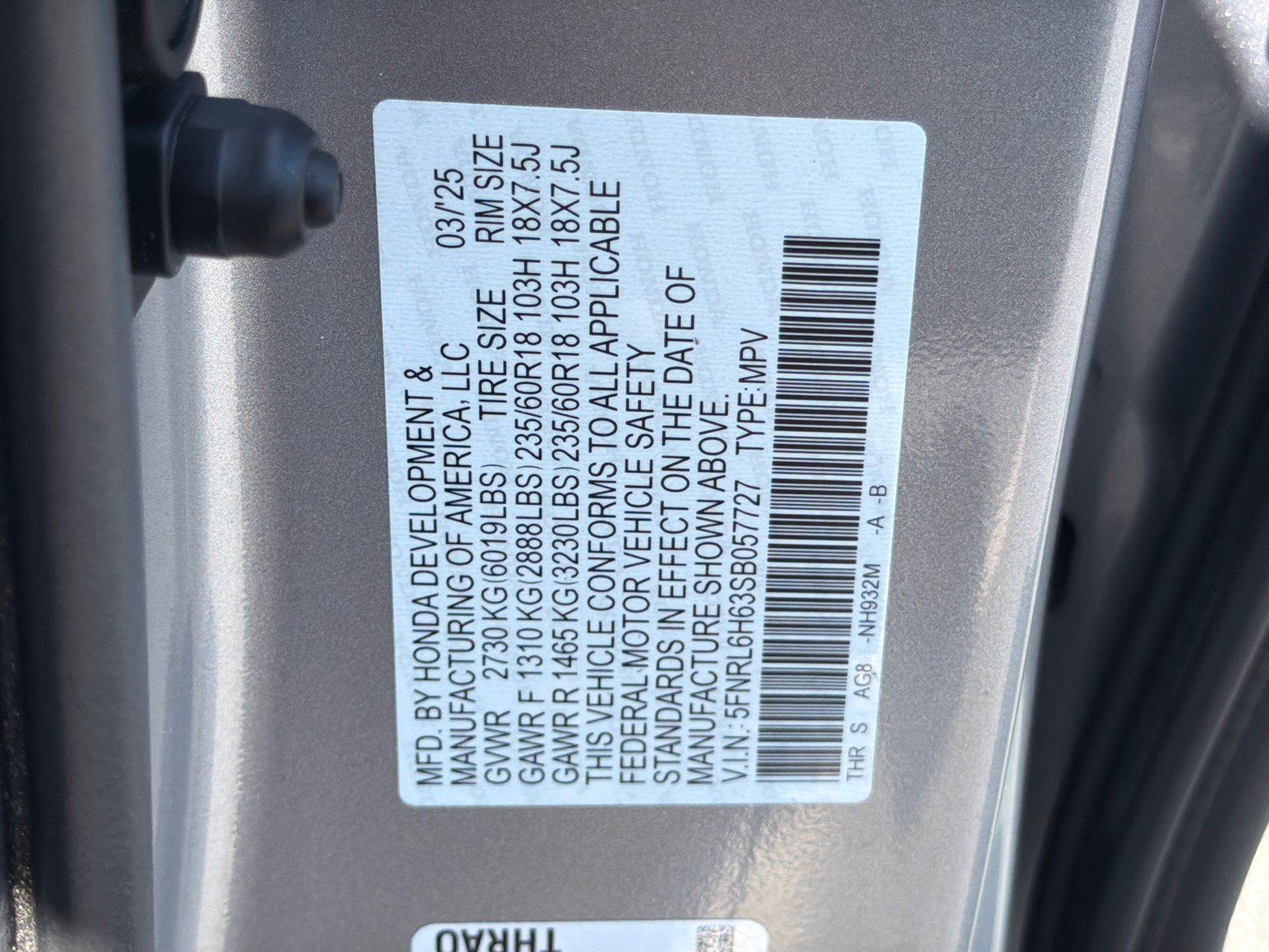 Certified Used 2025 Solar Silver Metallic Honda EX-L image 33