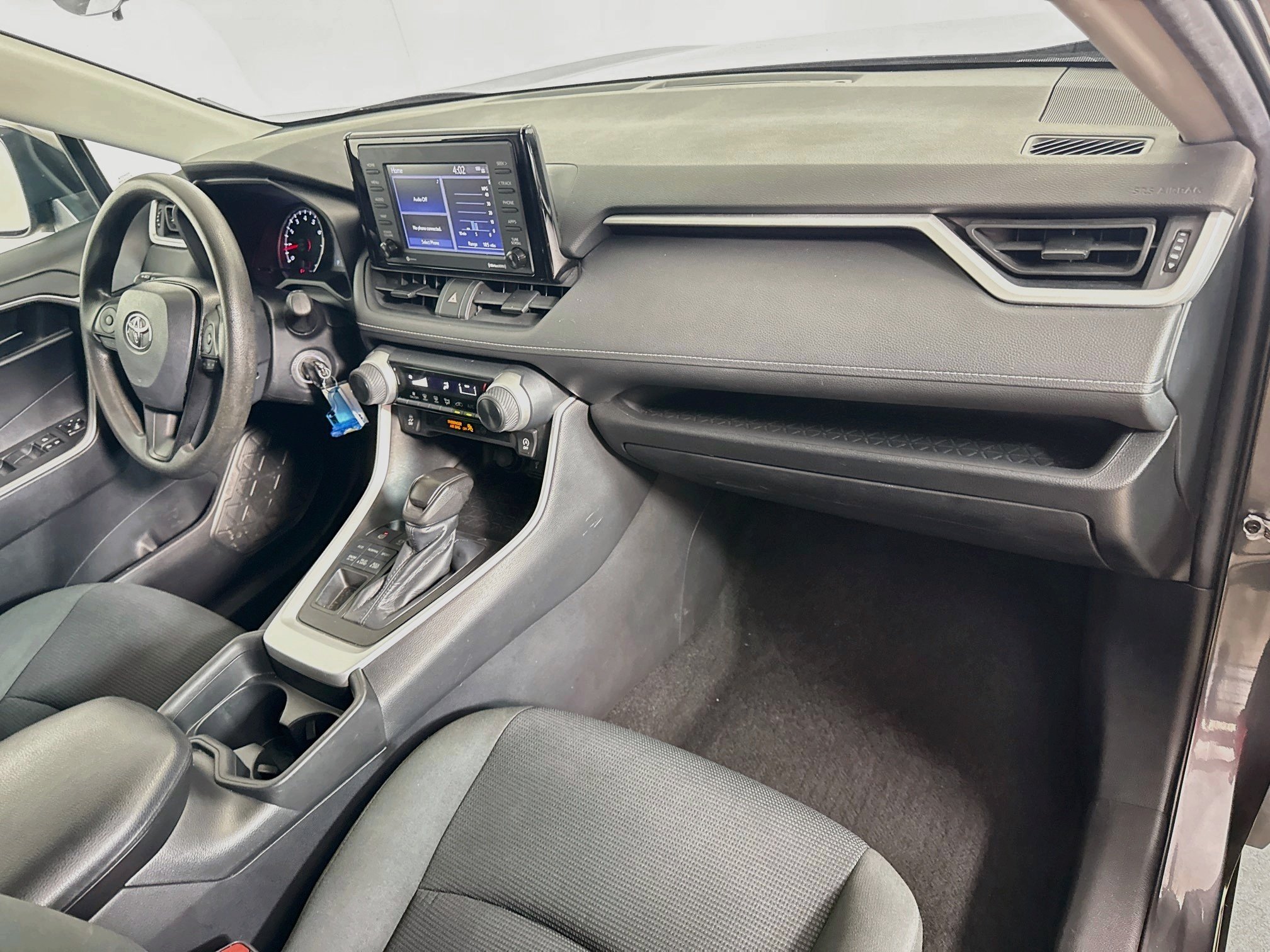 Used 2021 Magnetic Gray Metallic Toyota LE image 25