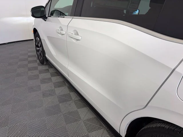 New 2027 Platinum White Pearl Honda EX-L image 10