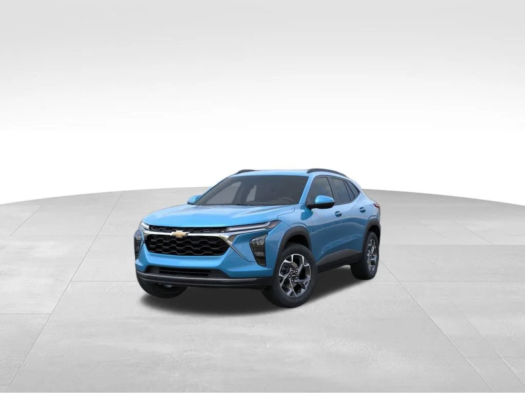2026 Chevrolet Trax LT - Photo 8