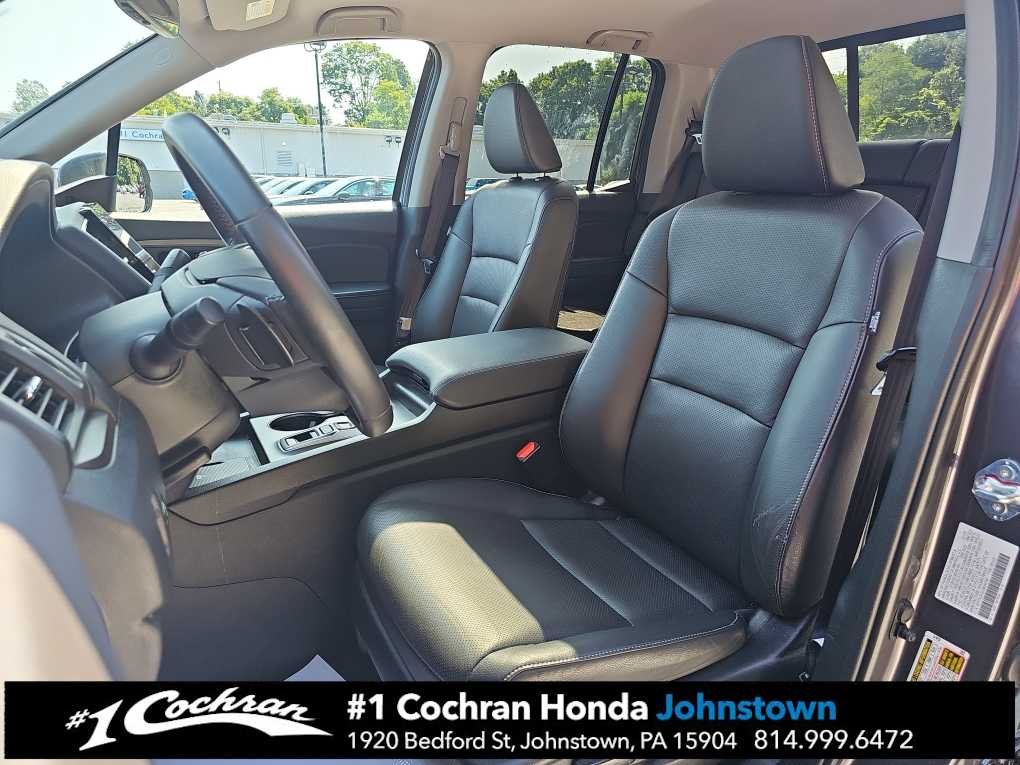 Used 2025 Modern Steel Metallic Honda RTL image 18