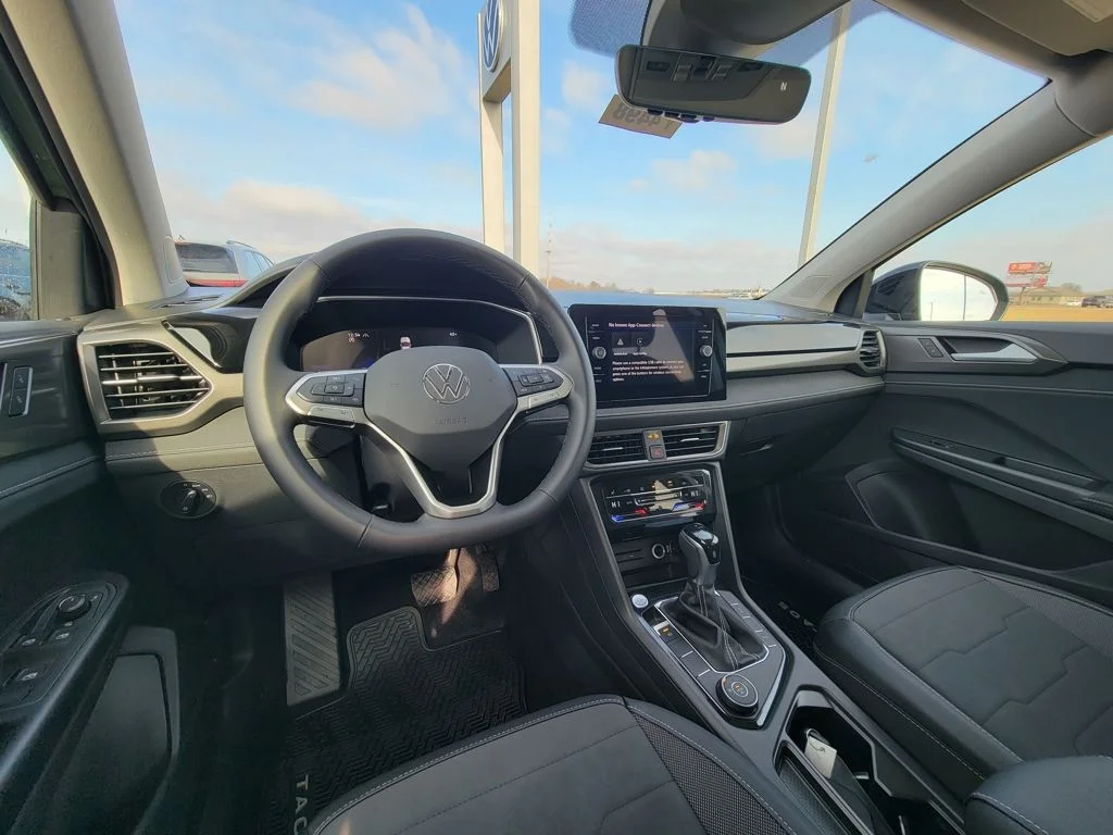 2026 Volkswagen Taos SE Black - Photo 27