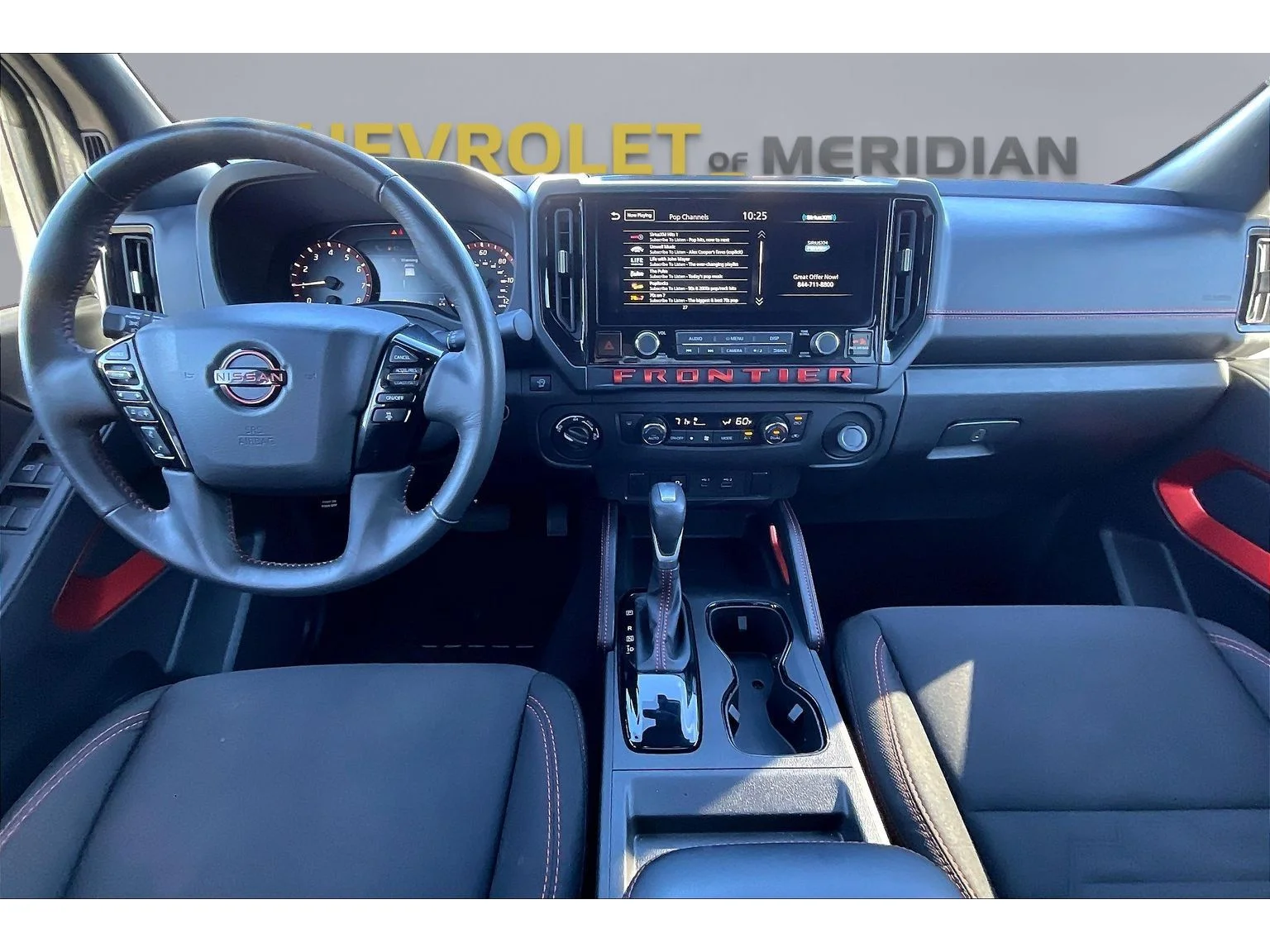 Used 2025  Nissan PRO-4X image 12