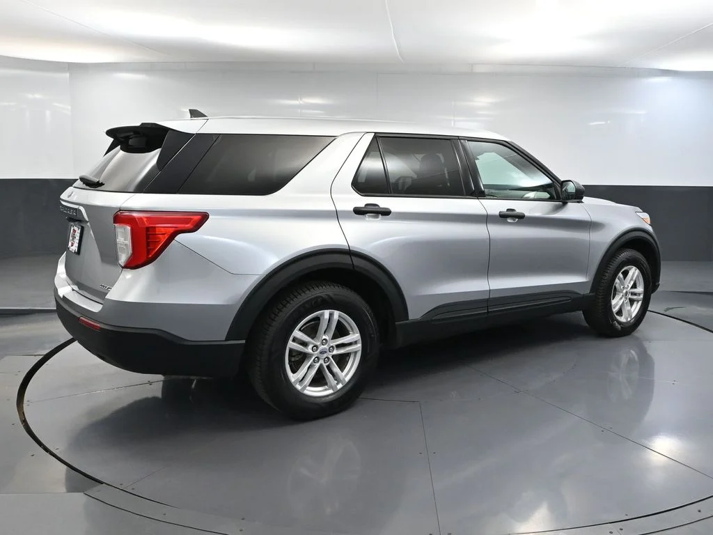 Used 2022 Silver Ford Base image 5
